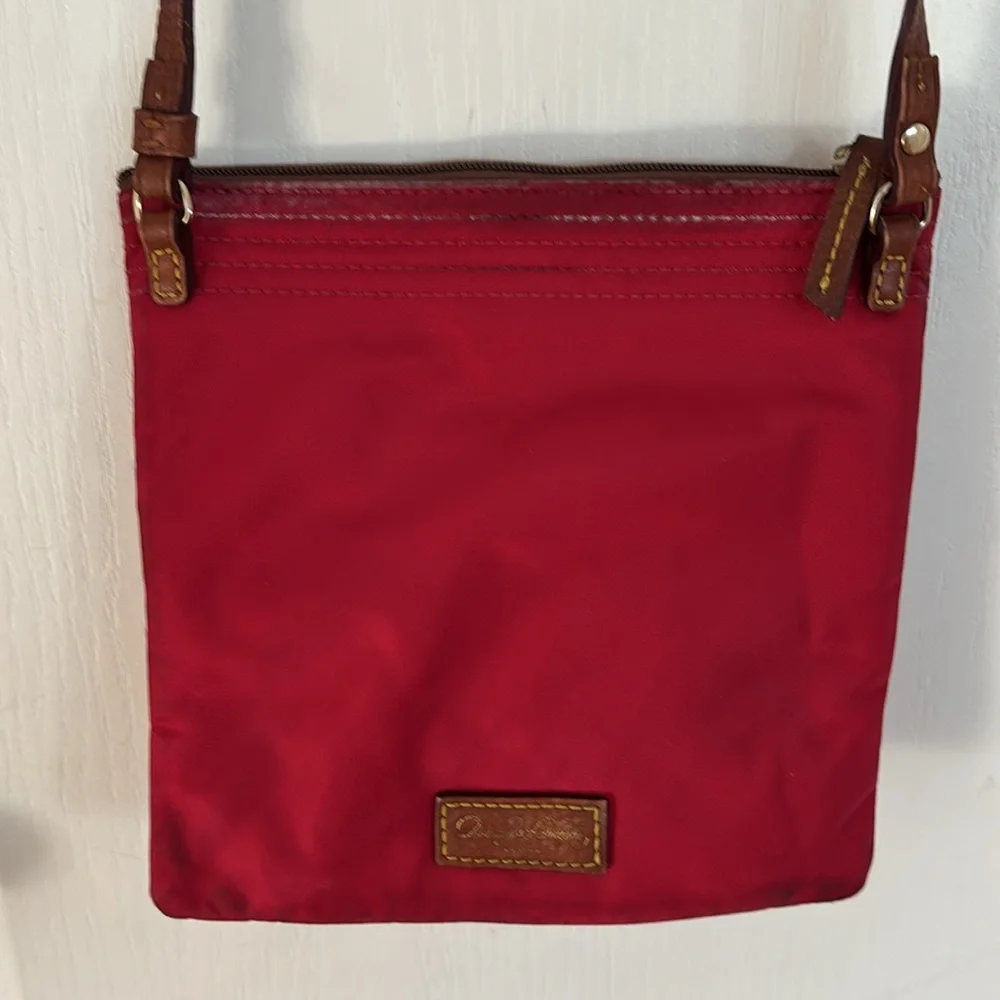 Vintage Dooney and Bourke red crossbody.